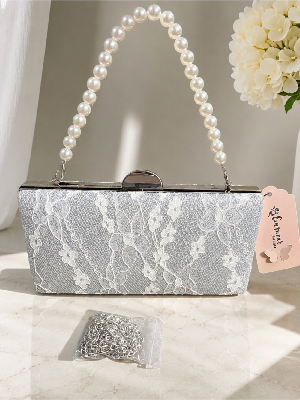 🆕 BRAND NEW Pearl-Handle Lace Evening Clutch in Silver